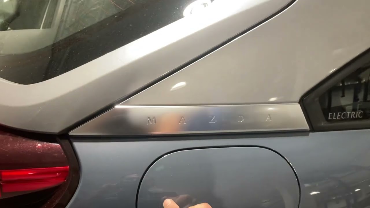 Charging Mazda MX-30 Electric