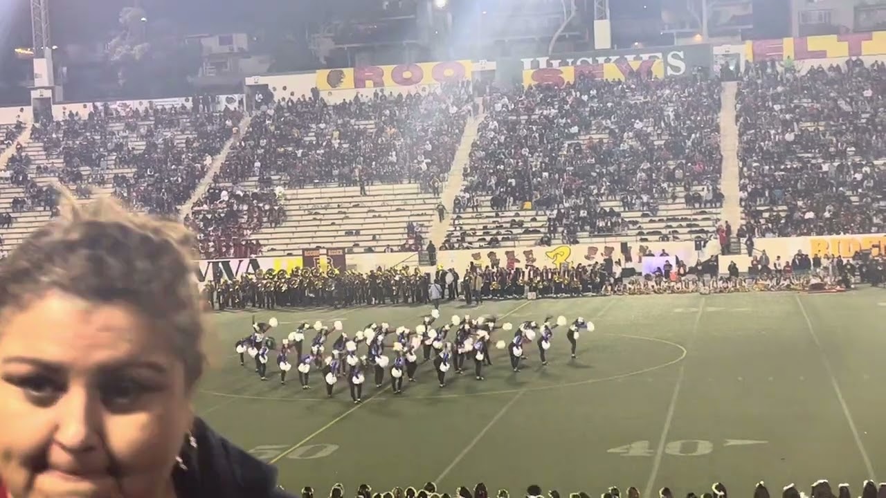 Garfield High School Pom Elite Halftime Performance East LA Classic 2023
