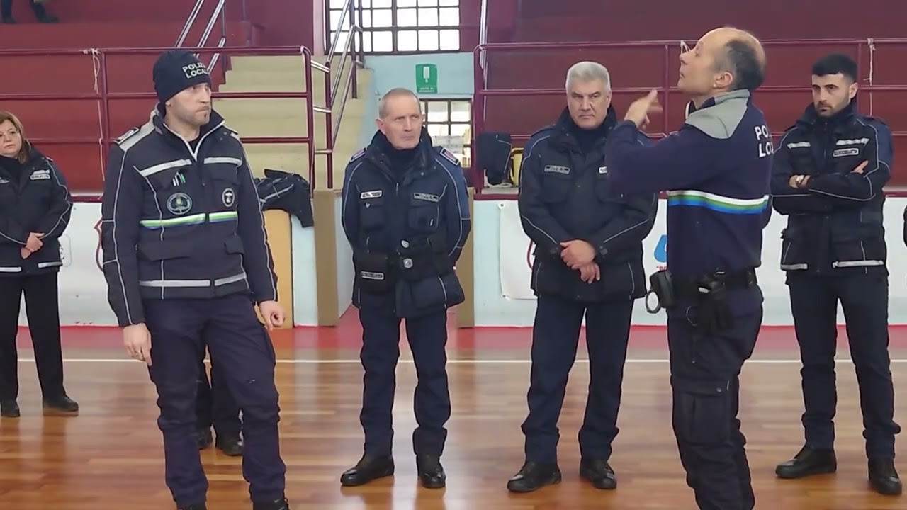 Sulmona, Polizia Locale: Avviato il corso regionale di addestramento agli strumenti di autotutela