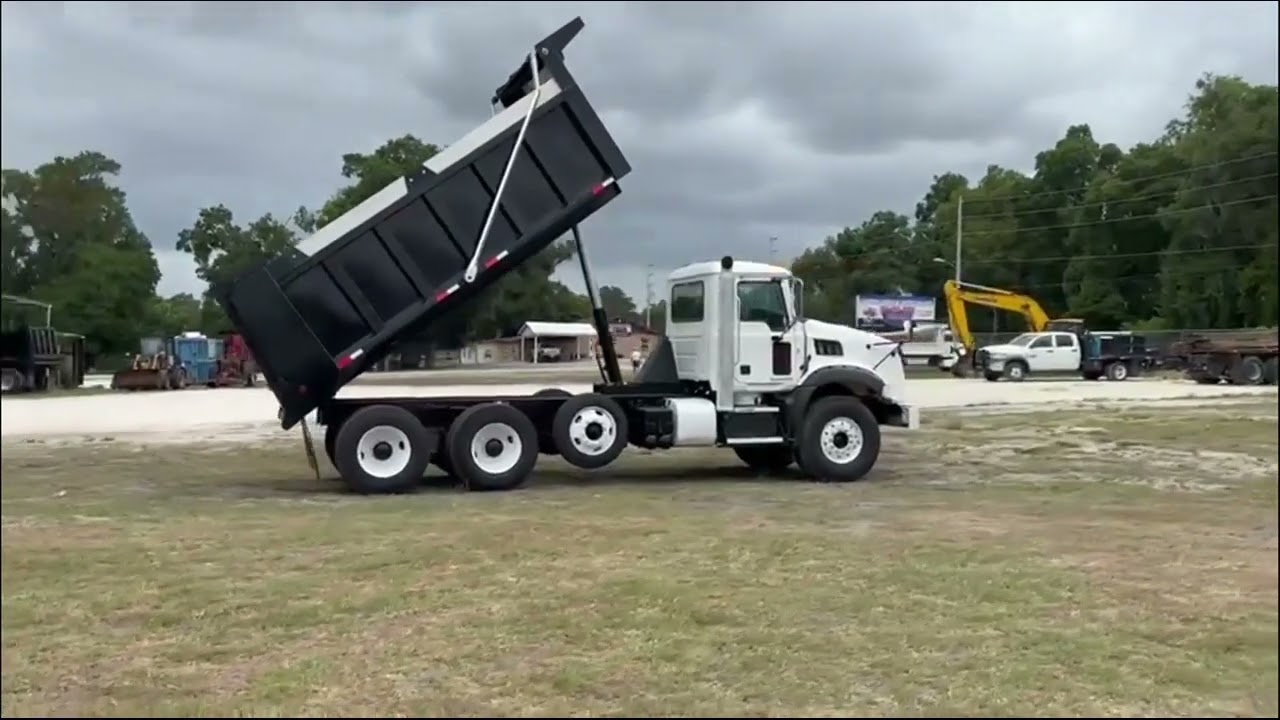 2014 MACK GRANITE GU813 For Sale