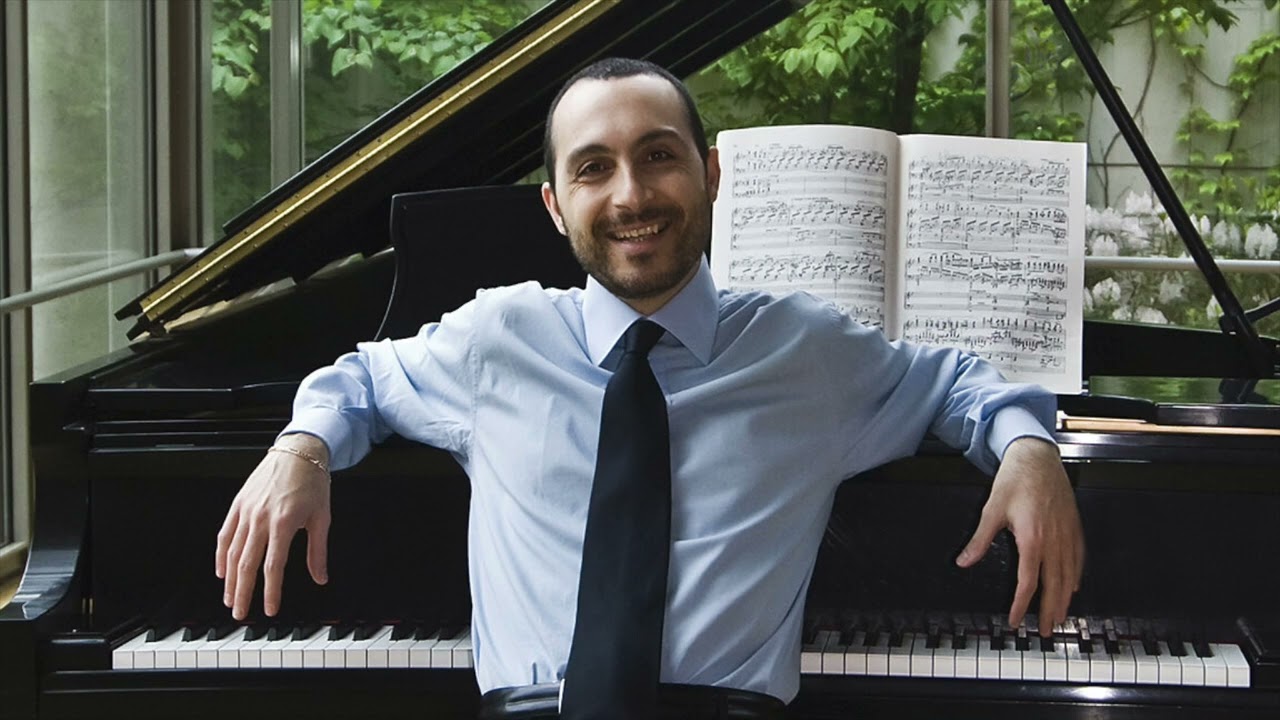 Antonio Pompa-Baldi - Hummel, Liszt, Grieg, Piana, Poulenc, Piazzolla (Bremen 2019)