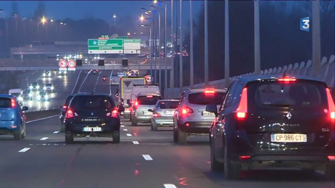Saturation de la rocade de Bordeaux :quelles pistes pour fluidifier le trafic automobile ?