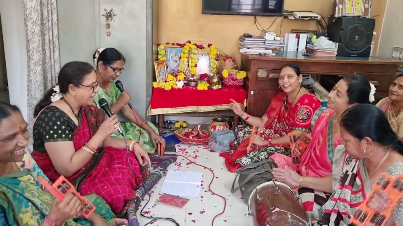🌹માતાજી નું સુંદર ભજન 🌹 આરાસુર ની માં 🌹(લખેલું છે)