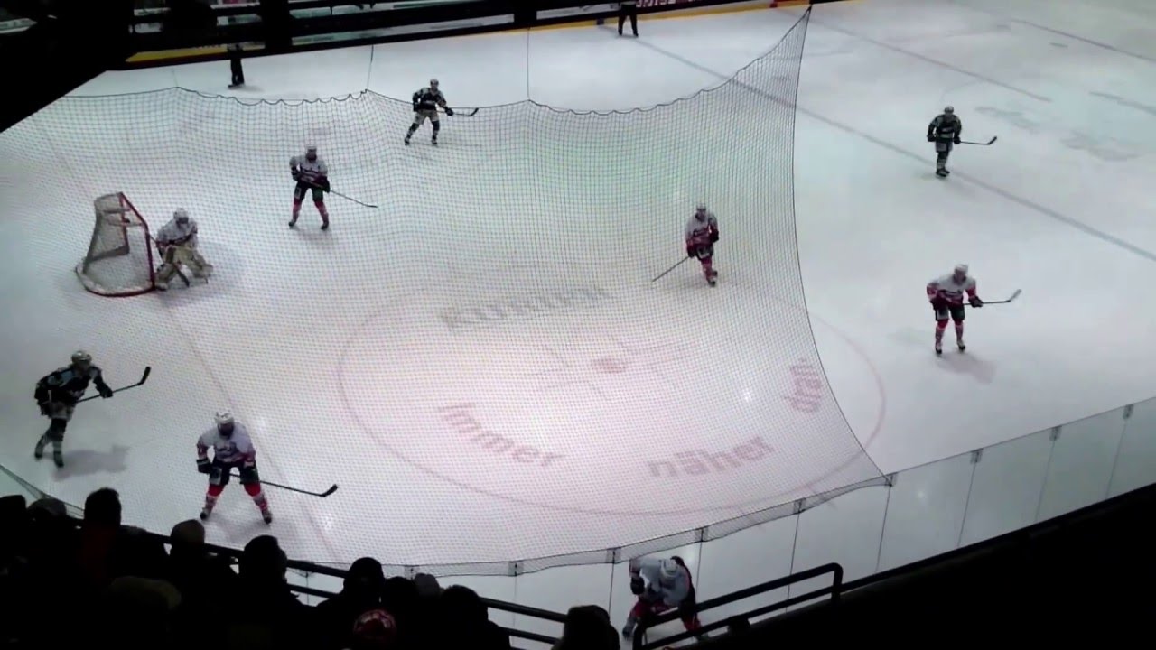 EHC Bayreuth - EV Regensburg (Playoff-Halbfinale Spiel 4)