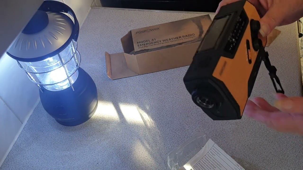 Wind Up Lamp and Radio 