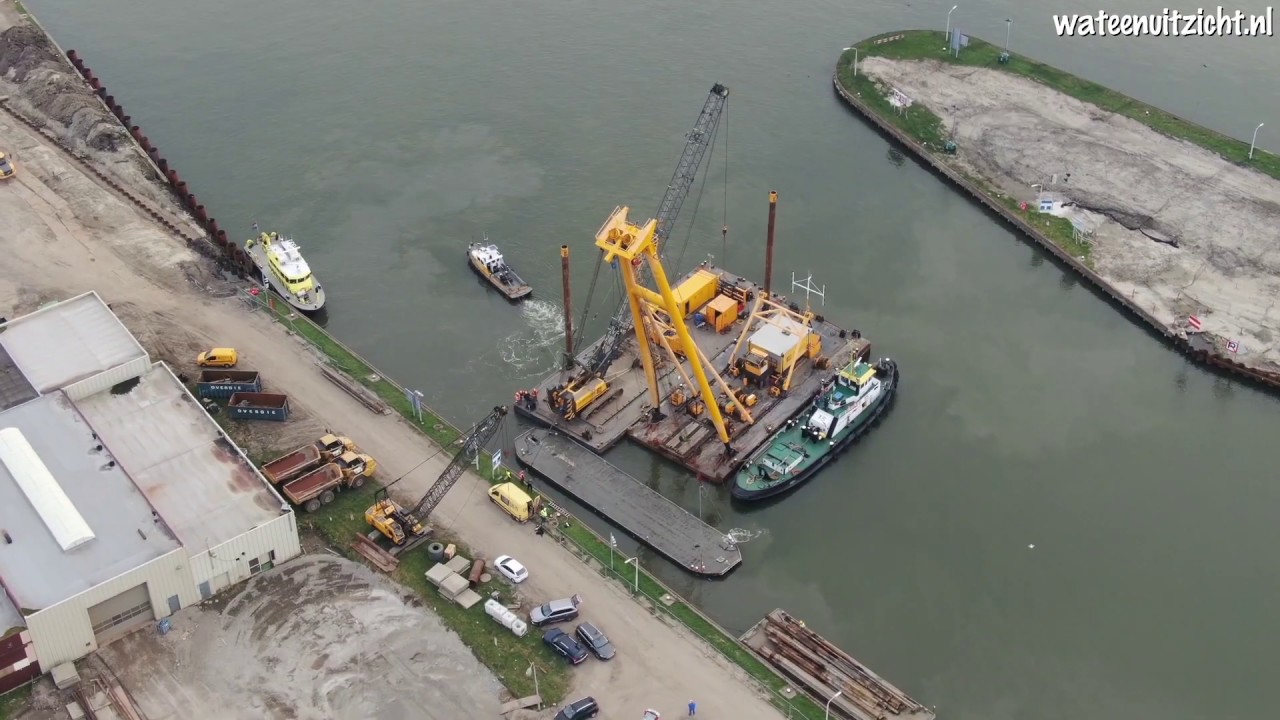 Salvage of a pontoon || Floating sheerleg || Crane vessel