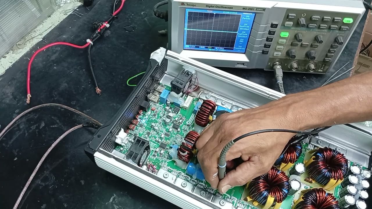 Taramps MD8000.1, três LEDs acesos. Desenvolvendo análise no circuito,driver UCC20520.