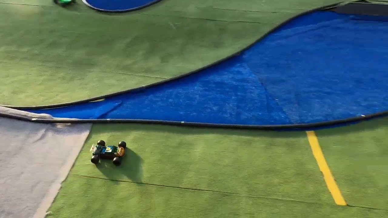 1ere final truck course 14 au rc park