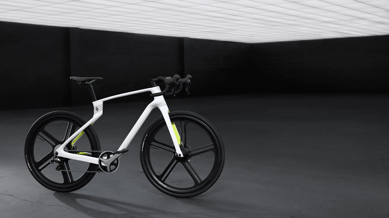 The Superstrata: Custom 3D-printed carbon fiber e-bike
