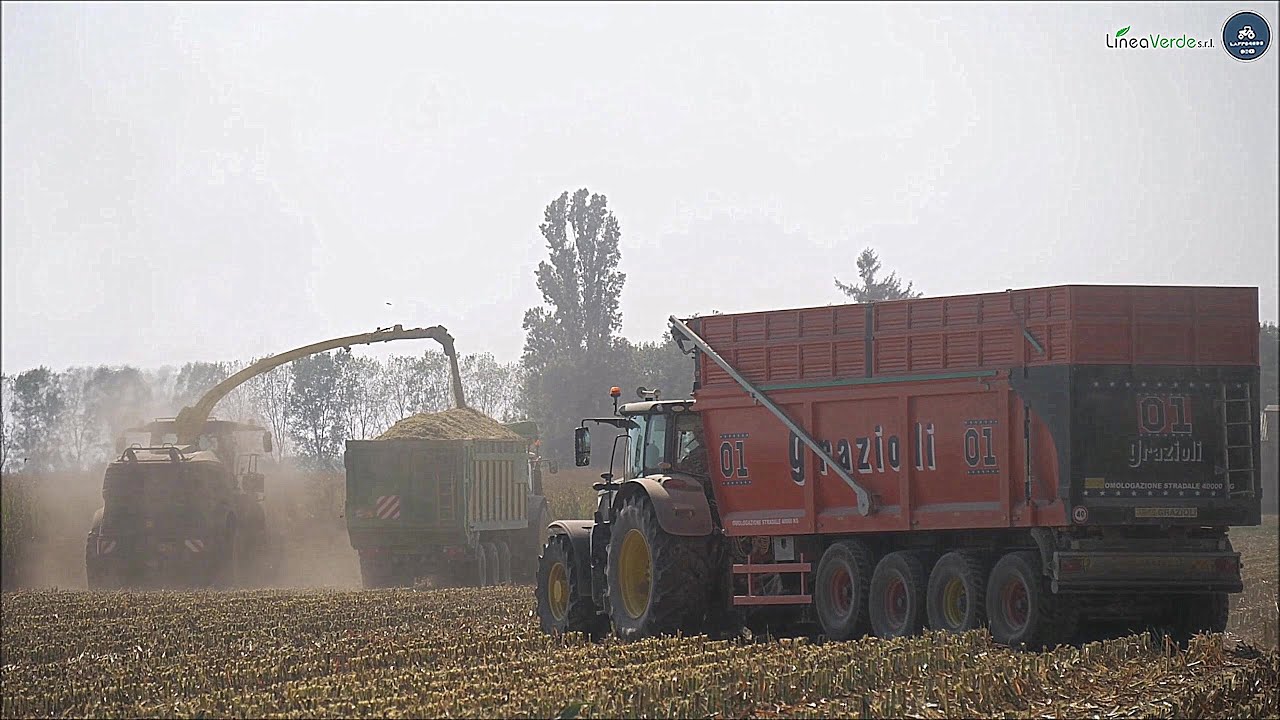2 JD 9900i in action - Linea Verde Srl - Big corn silage 2023 - Part 1