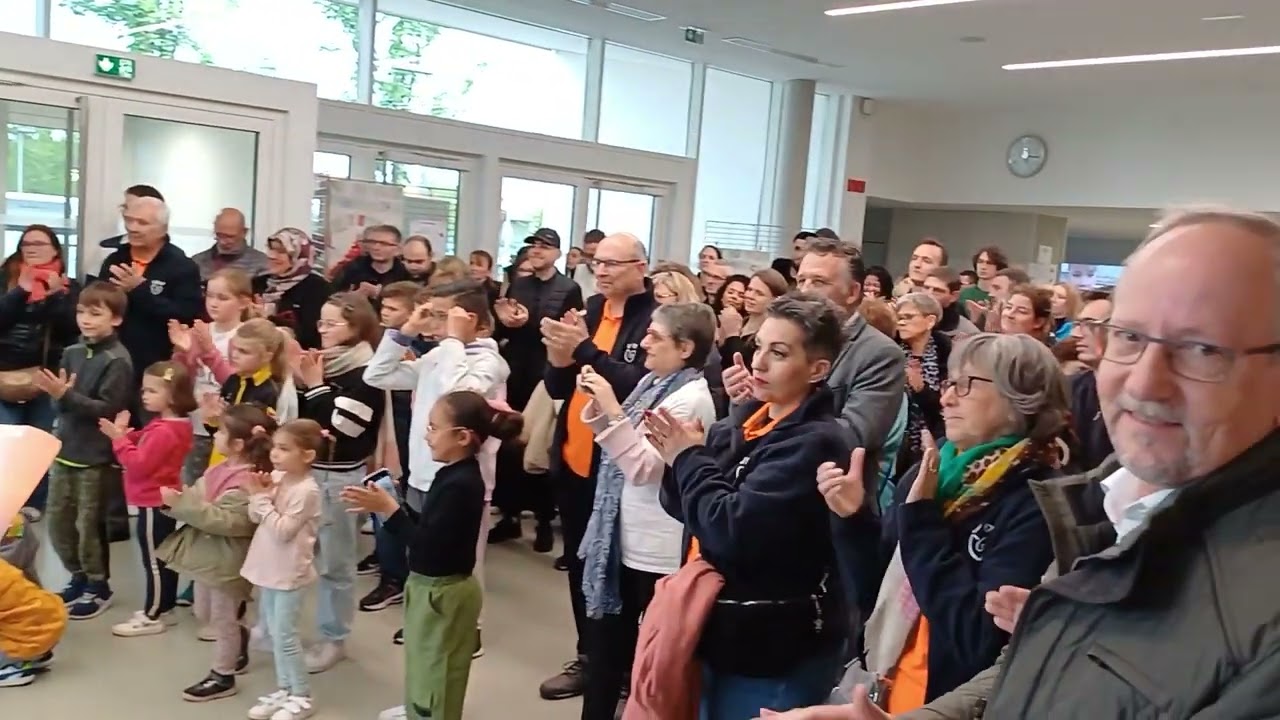 Clip arrivée de la Flamme de la vie à l'Escale d'Entzheim le 20 avril 2024