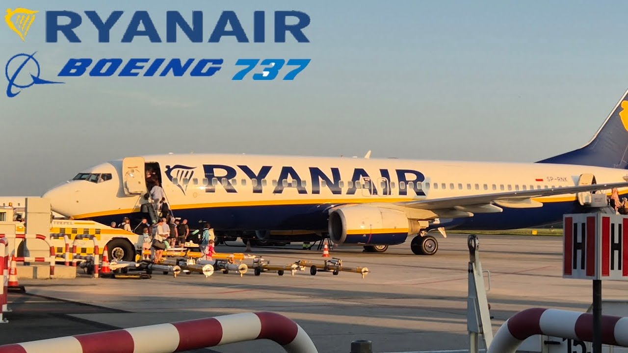 Flying One of Ryanairs Oldest 737s! | TRIP REPORT| Wrocław --- Leeds Bradford
