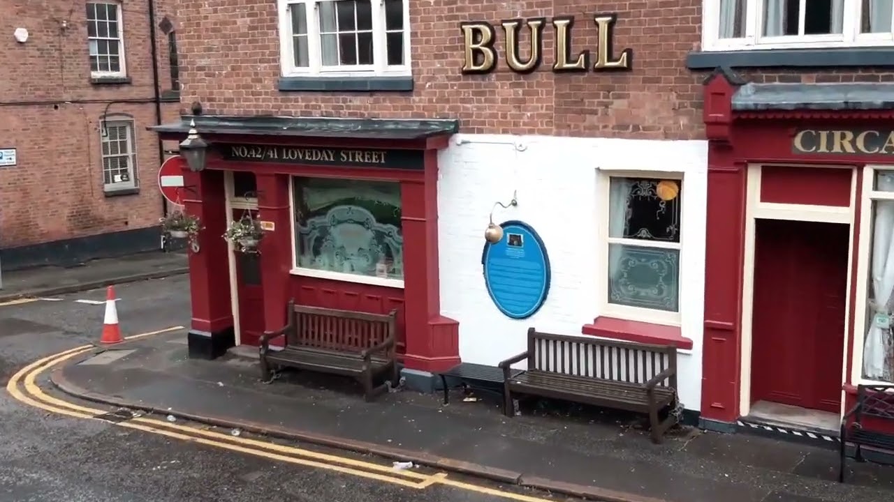 The Bull Pub Birmingham 300 Years Gun Quarter History #Birmingham #Brum #UKPubs #PubHistory Boozer
