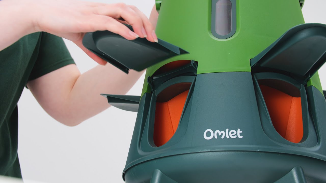 How to reattach the Smart Feeder feeding port doors