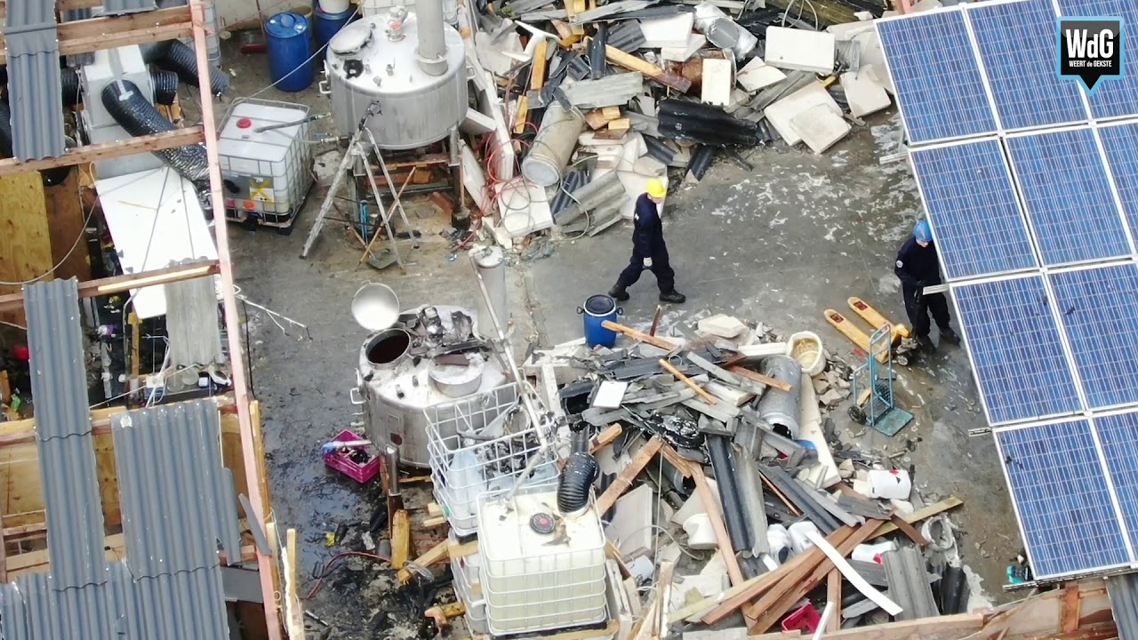 Ontmanteling ontploft 'drugslab' in volle gang