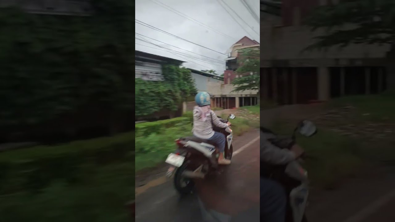 Mas Puji Jepara sedang live: MENIKMATI SORE PULANG KERJA