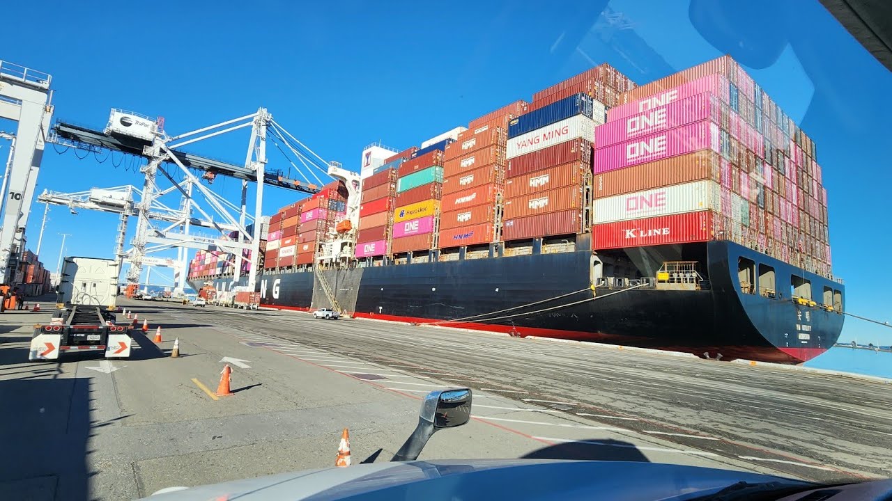 turning in an empty container to Oakland port #trucking #ports #bay
