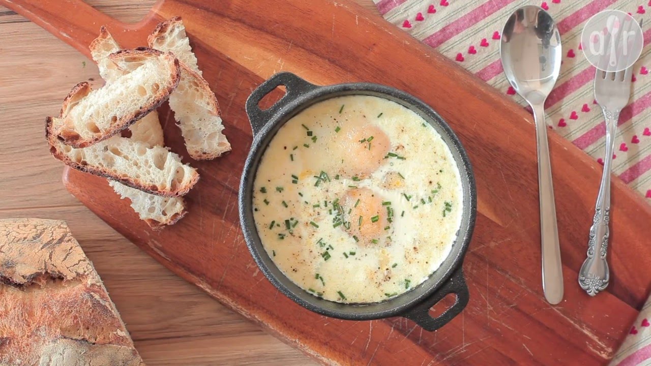 Œuf cocotte pour deux au jambon et comté
