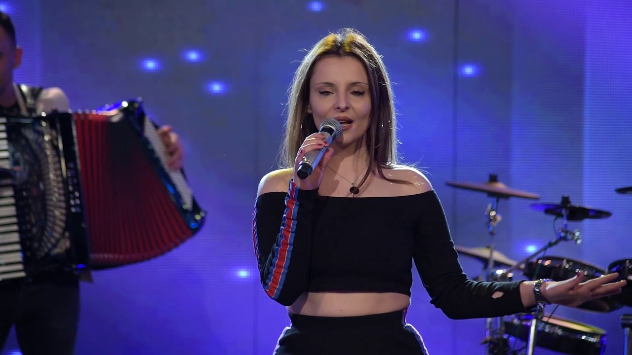 Marija Mitrovska i Grupa Molika - Ja te pjesmom zovem (Art Studio Production Live TV Show)