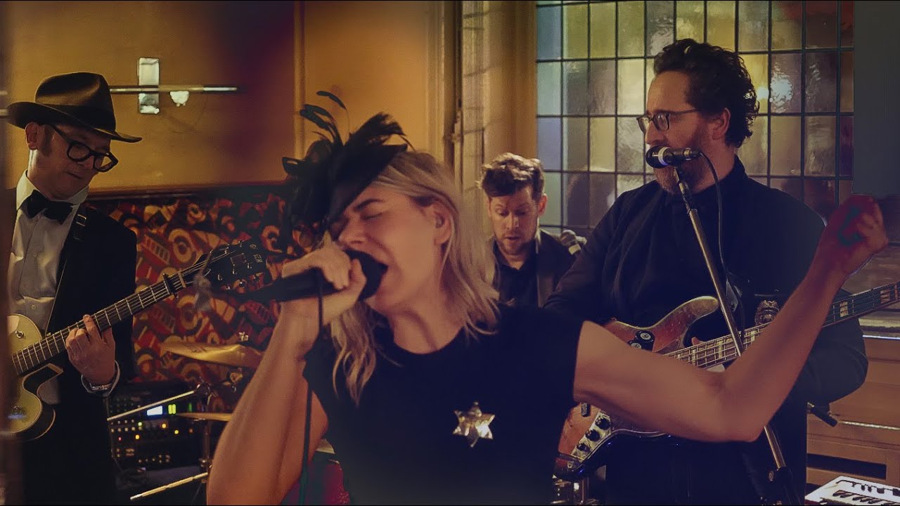 Live session at the Archiduc - ERNST
