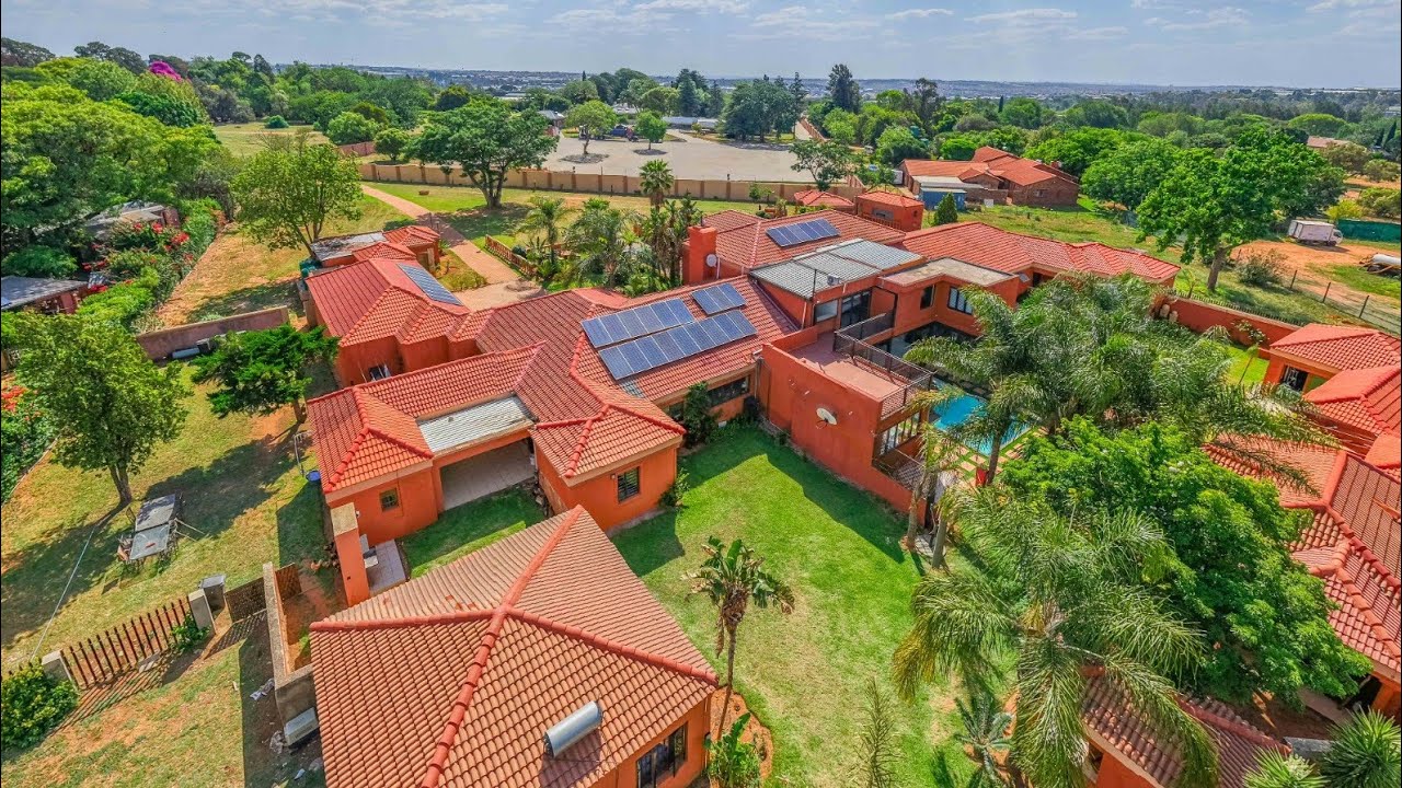 Hidden Gem in Glen Austin on Olifantsfontein Home with Endless Potential