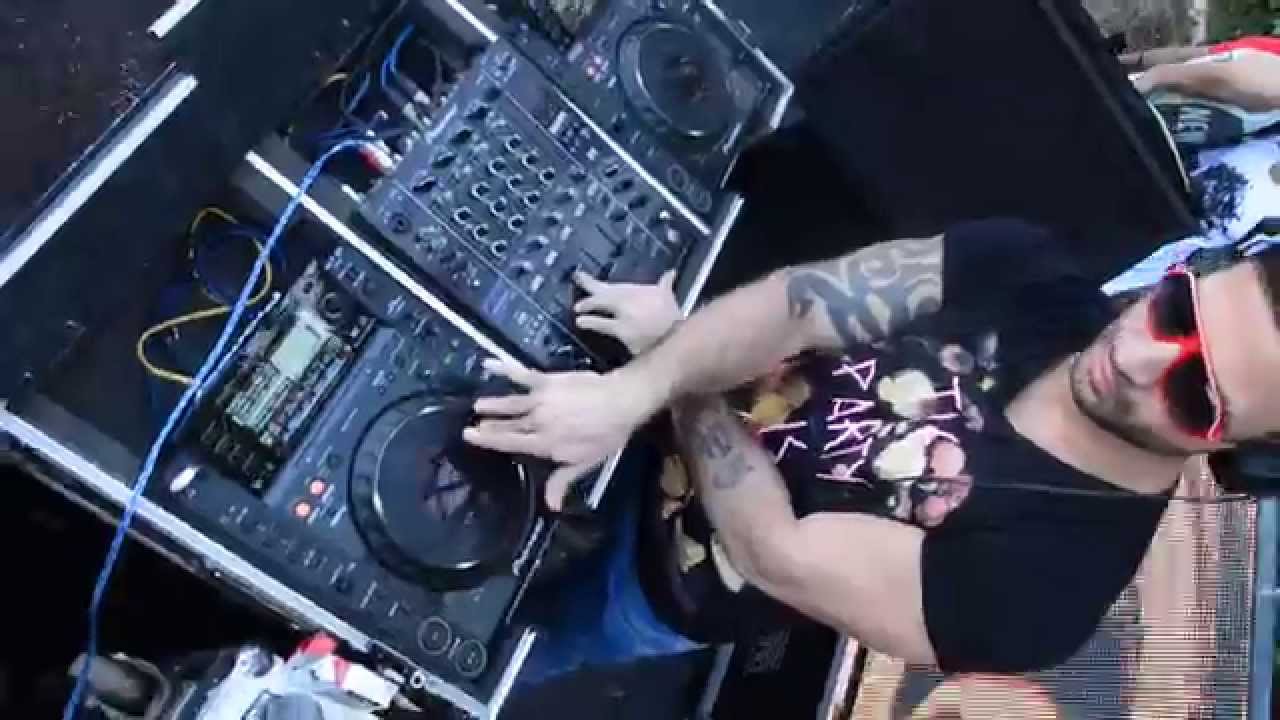 DJ Tamer Fouda live at Melodic Feast event by Melodic Nights Agency.