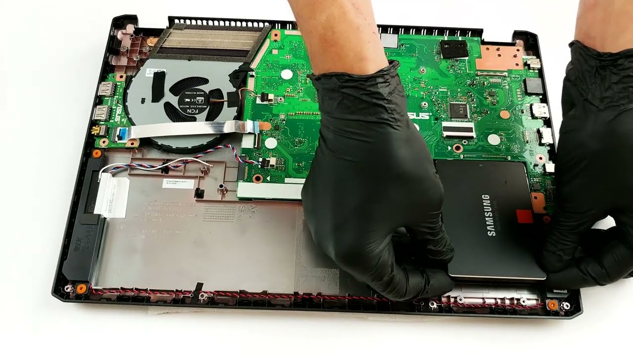 ASUS VivoBook K570 - disassembly and upgrade options