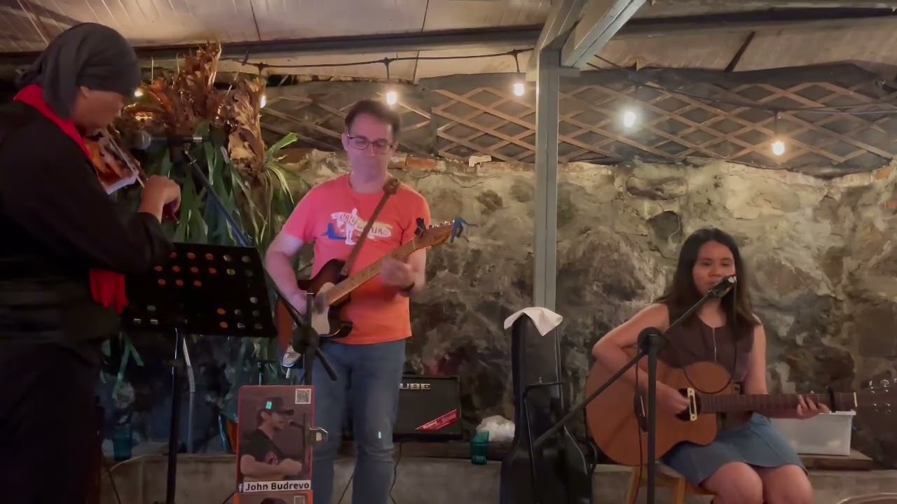 Amarillo by morning cover by Luna and John and Arthur ￼