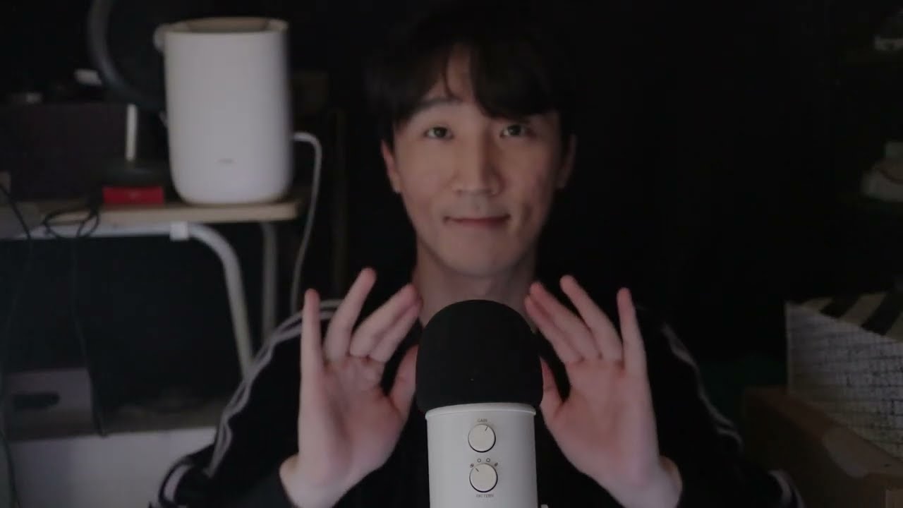 ASMR mouth hand whisper