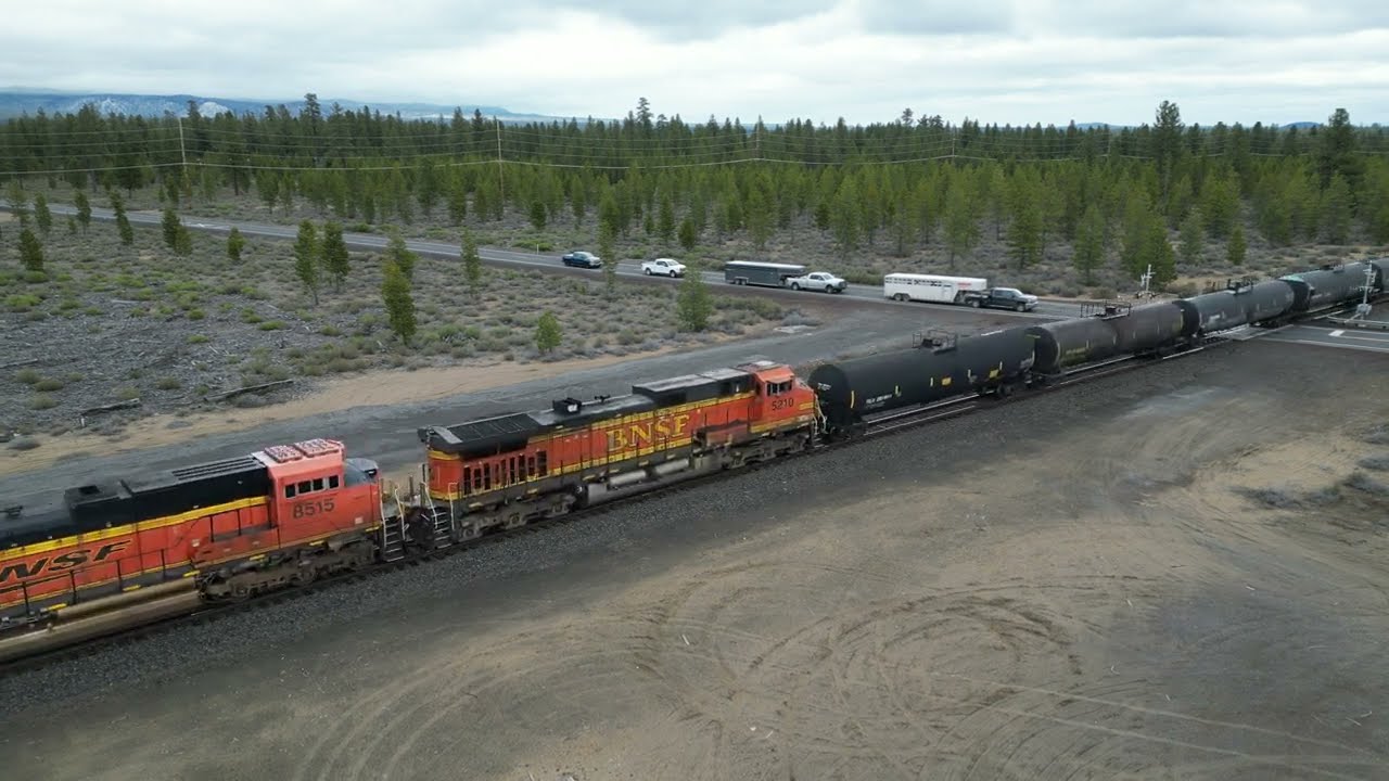 2024-05-05 BNSF H-BARPAS SD70MACe and SD70ACe