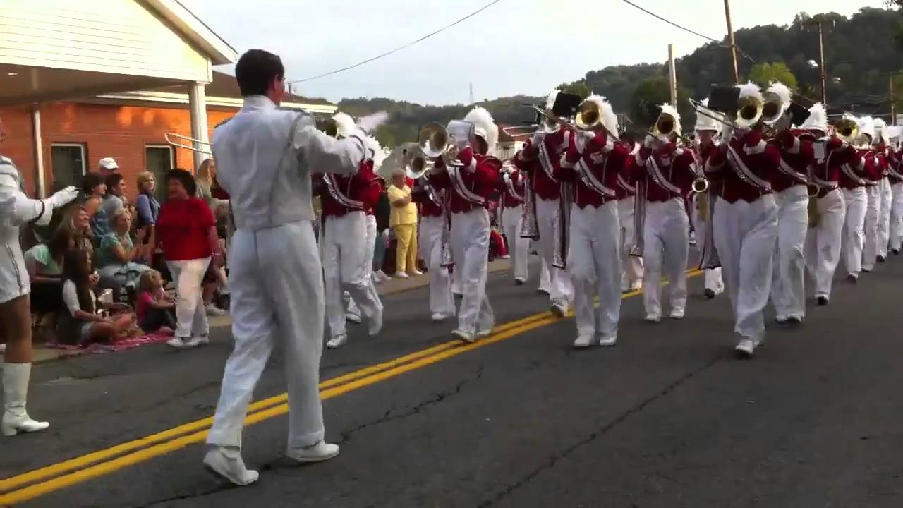 Cabell Midland High School Marching Knights @ the 2010 Barb
