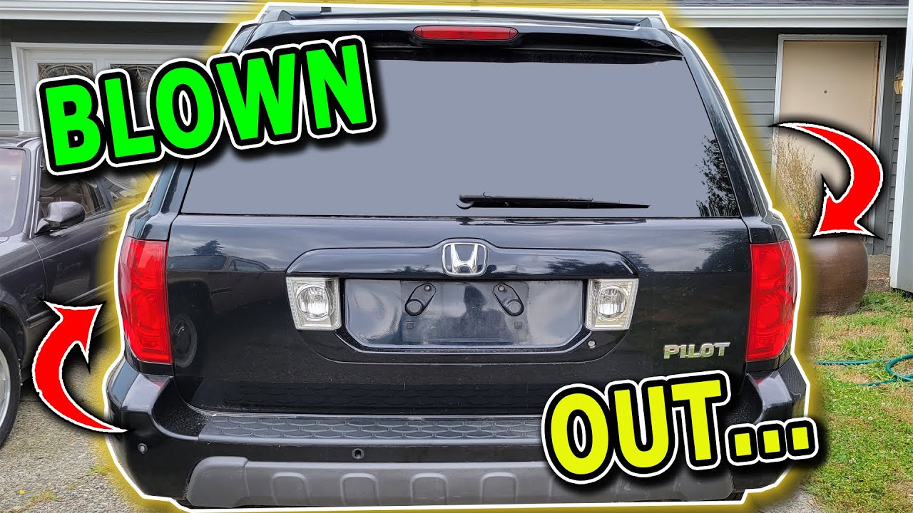 2004 Honda Pilot - Brake Lamp Replacement