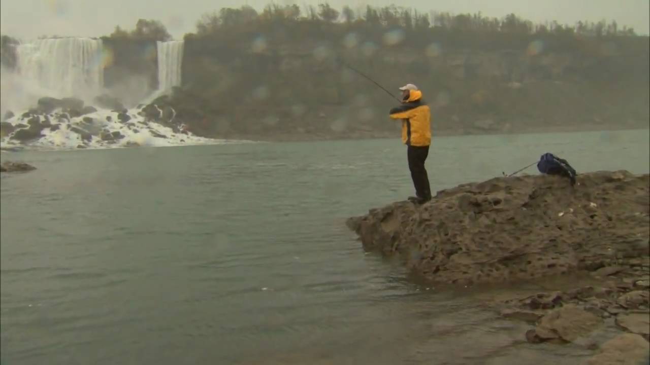 Kwik Fishing for Steelhead, Niagara River ON  Csf 24 24 03