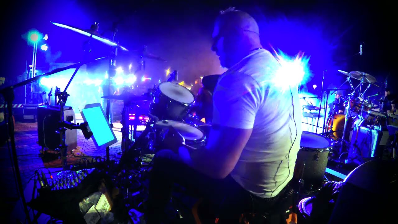 THUNDERSTRUK   Drum Cam Live @ CABRAS