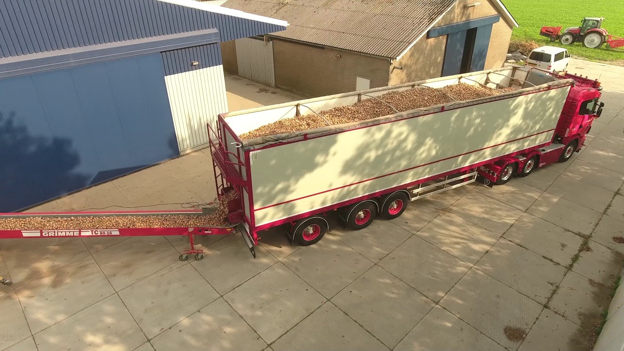 5 september 2018; Uien inschuren op Harrysfarm met Transoord