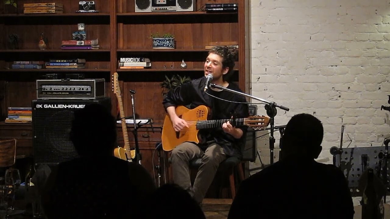 Deixar o Barco Ir - Dani Black - Frequência Rara no Bona em São Paulo