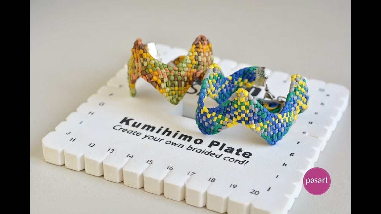 Jak zrobić płaską, zygzakowatą bransoletkę na kwadratowym dysku kumihimo? pasart.pl
