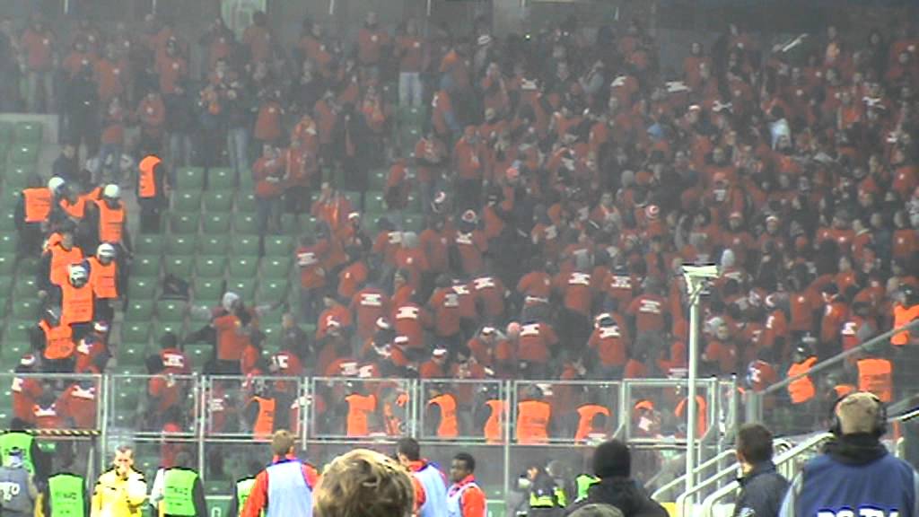 Legia Warszawa - Widzew Łódź / zadyma na sektorze Widzewa / Widzew hooligans