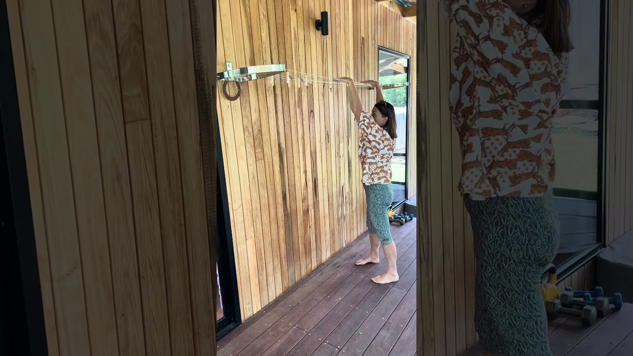 How Easy To Fold a 5 line Folding Wall Mounted Clothes line