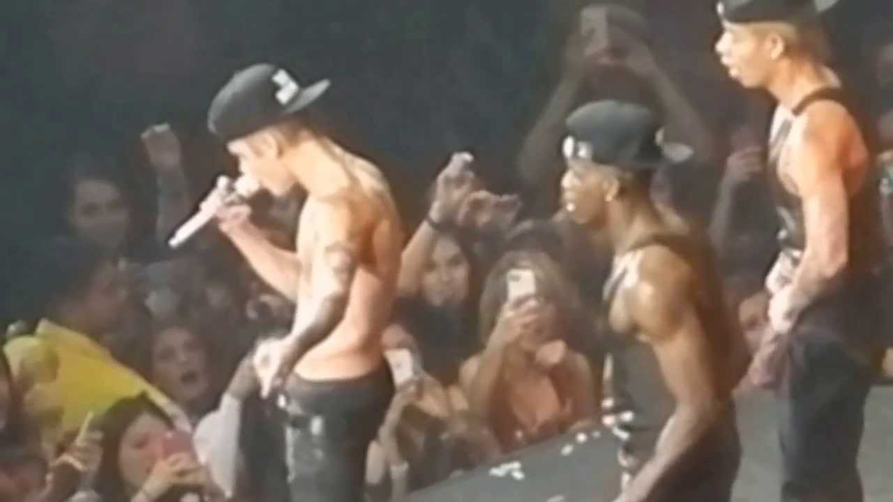 Justin Bieber boyfriend Believe tour Toronto 7/25/13