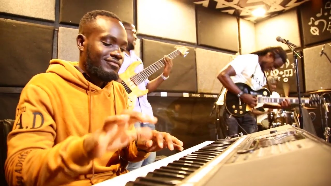 Shiva Mantra -Richard Bona Cover by Limbali,Josh,Frank and Steven