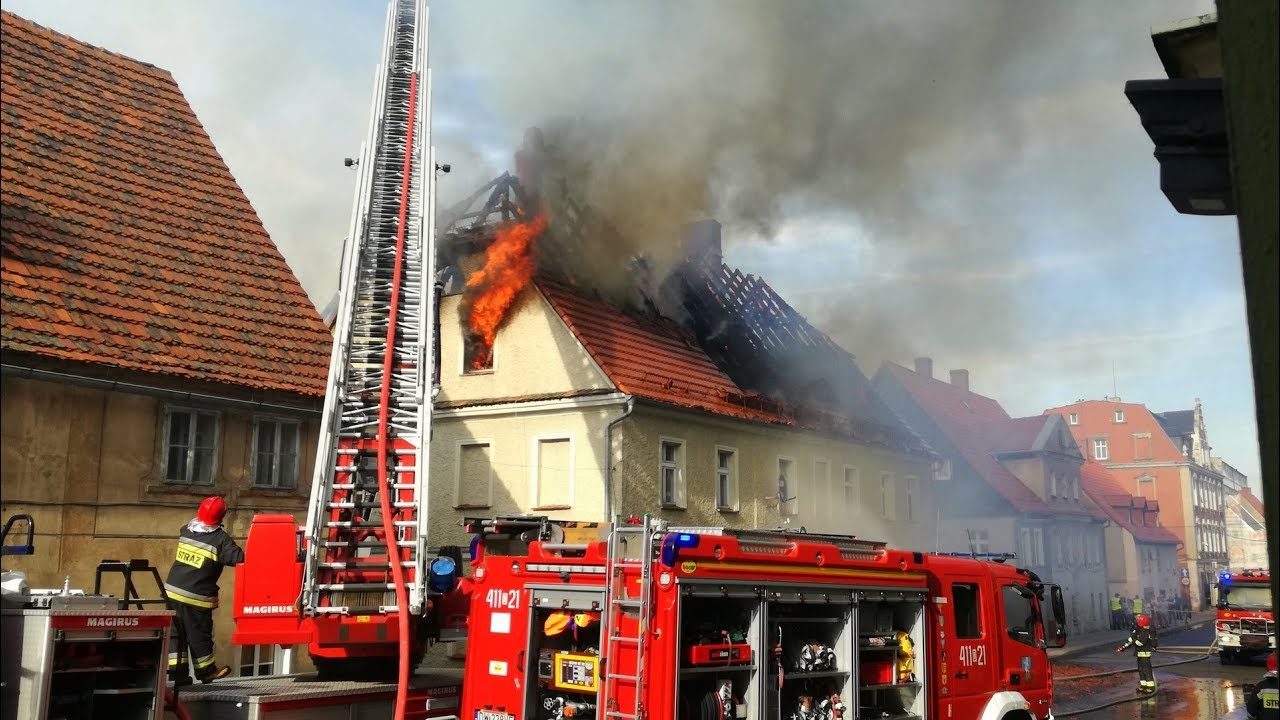 Piława G&oacute;rna, pożar domu wielorodzinnego