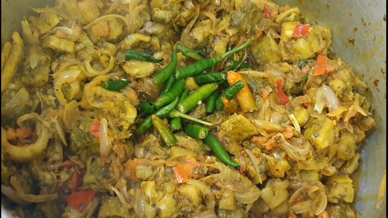 Karela Recipe With Daal | Daal Karela Recipe | Karela Banane Ka Tarika | Easy Lunch Recipes