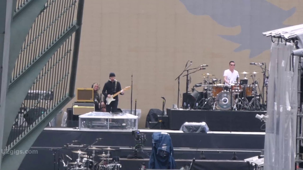 U2 You're The Best Thing About Me (soundcheck), Mexico City 2017-10-02 - U2gigs.com