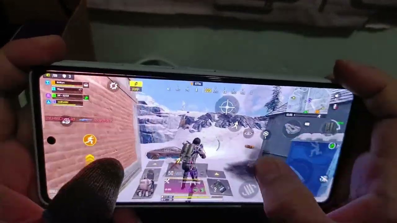 Tecno Camon 30 5G : 30FPS BR HandCamGameplay in MaxSettings w/Gyro 