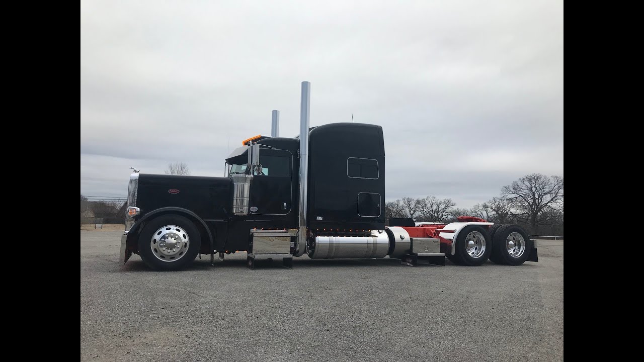 2021 Peterbilt 389 Full Custom Painted Floor Car Hauler Suspension 300"