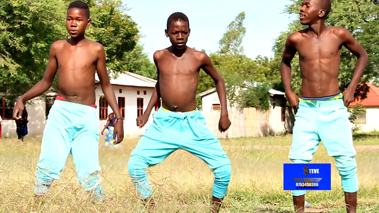 Juakari mdogo wake nyakabaya ft Senga Amani_'''' Aron Touch Producer