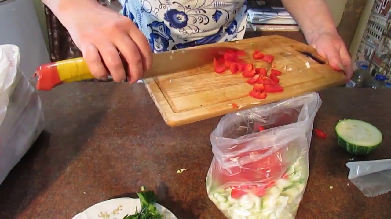 Как заморозить овощи на зиму. Приправа для  щей и борща. Быстро и просто.