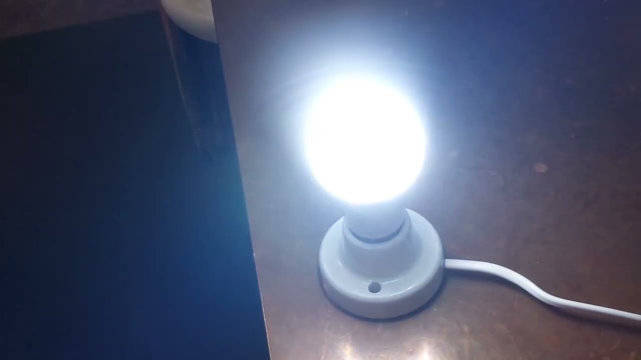Unboxing: PHILIPS A19 1500 lumen 24pk 5000K LED bulbs $48