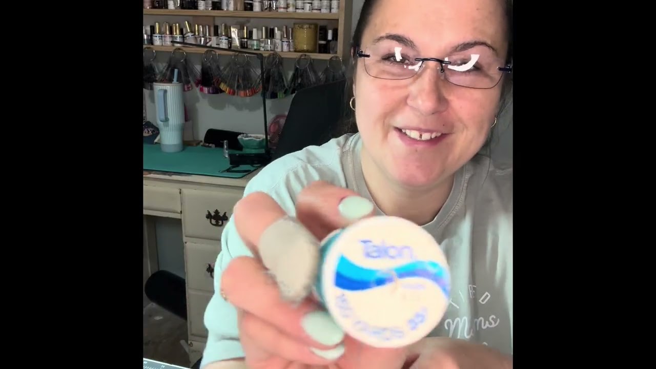  Basting hexagon units and having a chat first. 